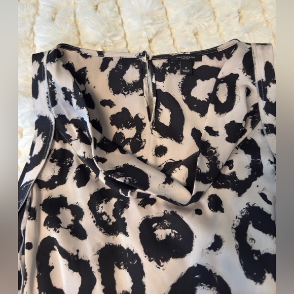 Ann Taylor cowlneck sleeveless blouse - Picture 2 of 2